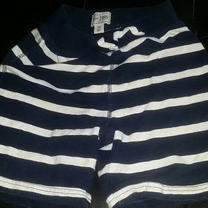 Toddlers Old Navy Shorts size 3T